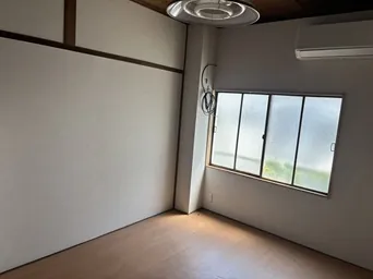 102号室の室内